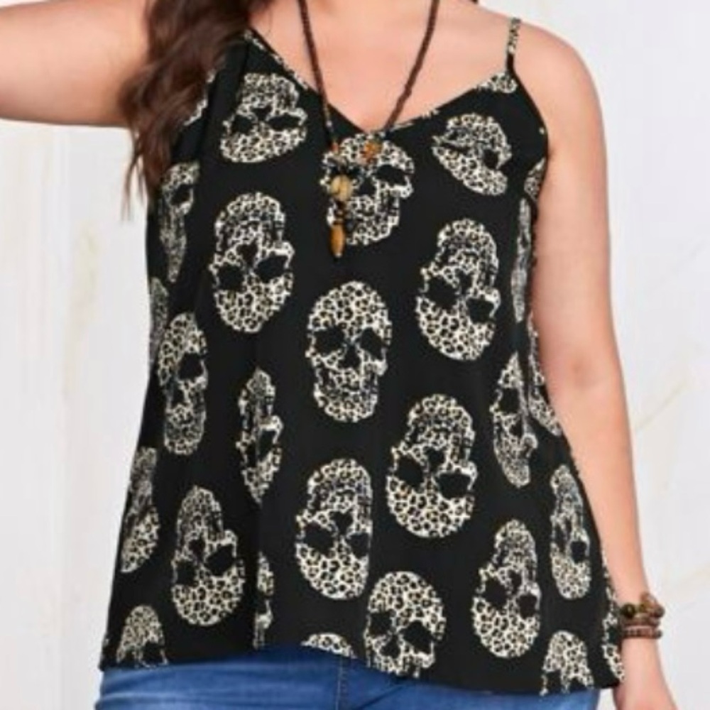 Leopard Skull Print Black Women's Top - Picture 3 of 8